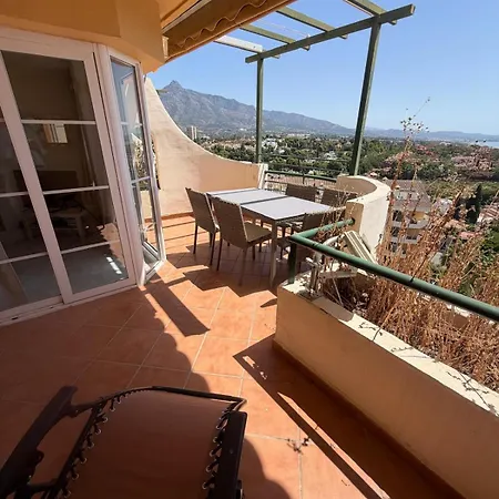 Stunning 2-bed, Panoramic Views In Puerto Banus