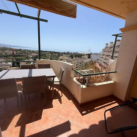 شقة Stunning 2-bed, Panoramic Views In Puerto Banus