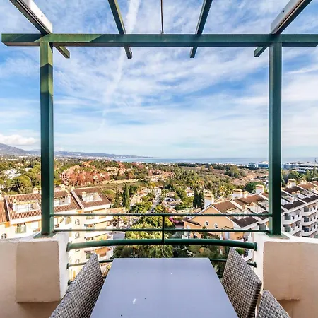 شقة Stunning 2-bed, Panoramic Views In Puerto Banus